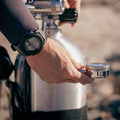 Fonction plongée de la montre de plongée connectée GPS Garmin Descent G1 Solar noir