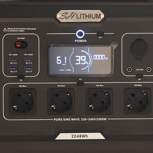 Prises et connectiques de la station nomade lithium SH lithium 2500W