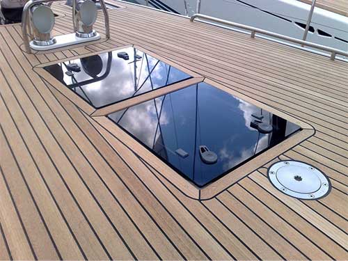 panneau de pont flush lewmar