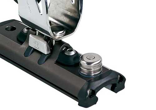 piston chariot de génois Lewmar NTR T1